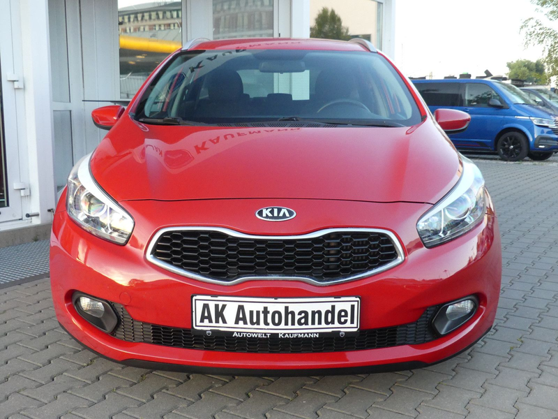 Kia Ceed SW / cee'd SW 1.4 CRDi Edition 7 TUV — photo 2