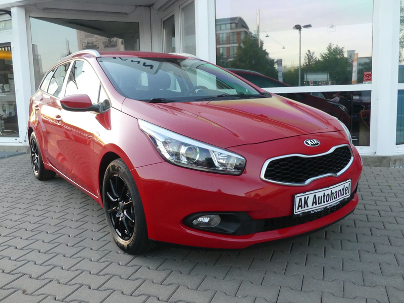 Kia Ceed SW / cee'd SW 1.4 CRDi Edition 7 TUV — photo 3