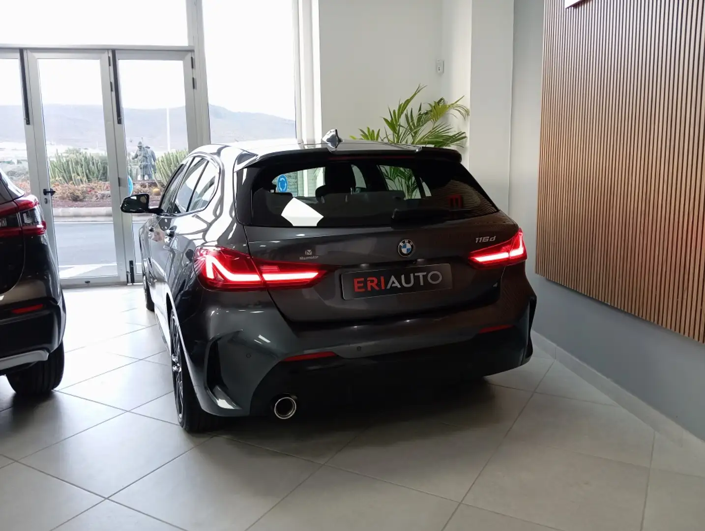 BMW 116 116d M Sport Gris - 2