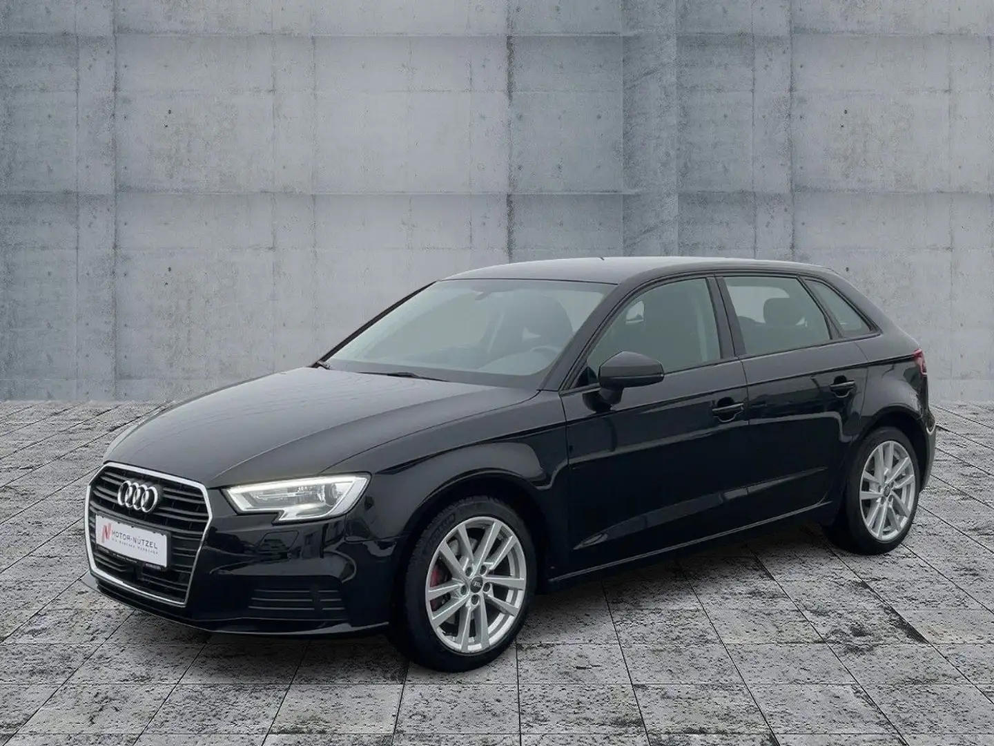 Audi A3 35 TDI S-TR Bi-XEN+NAV+RFK+DAB+SHZ Schwarz - 2