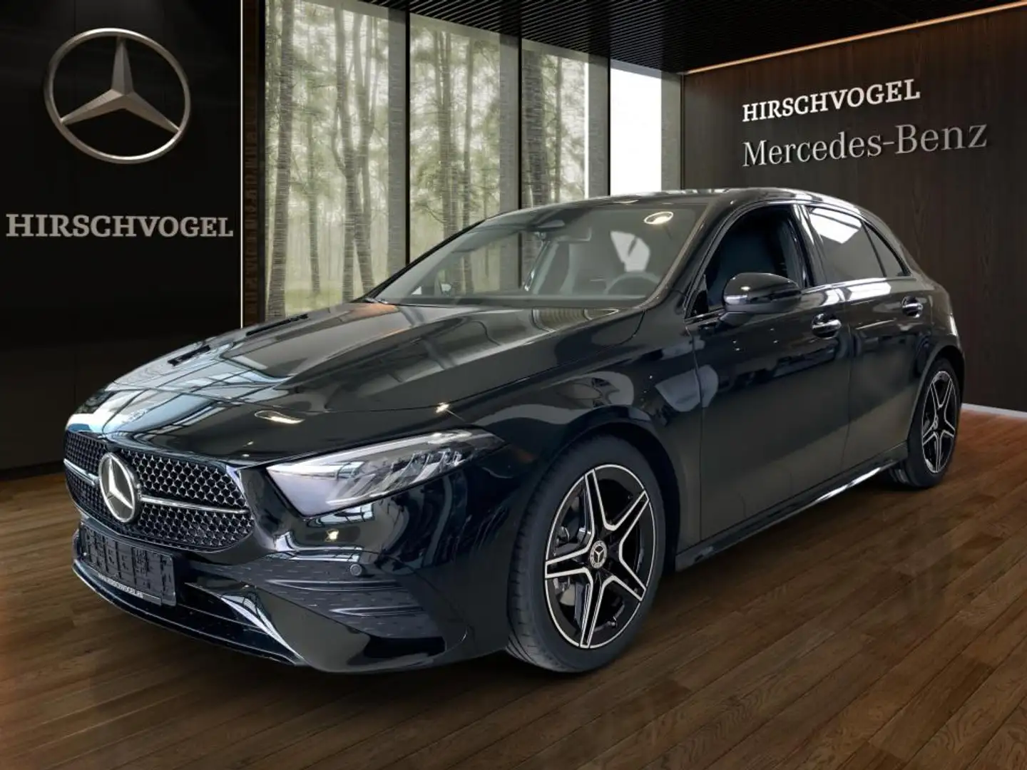 Mercedes-Benz A 180 AMG-Line+Night+KEYLESS+MBUX+Navi-P+LED+Kam Černá - 2