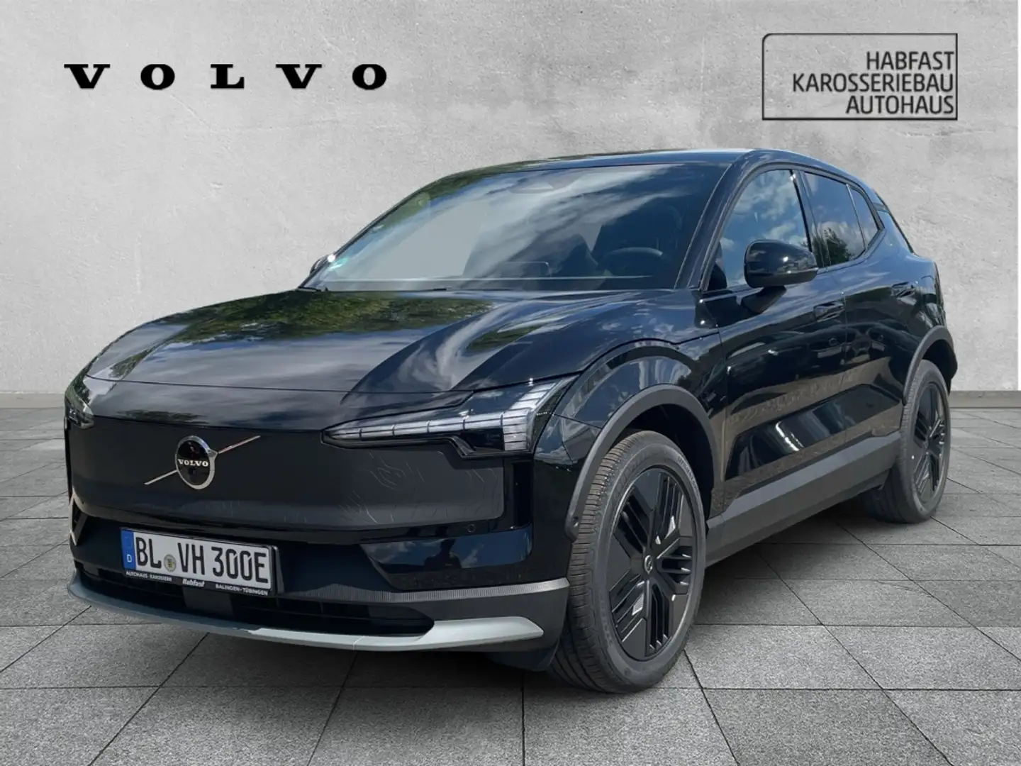 Volvo EX30 Cross Country Twin Motor Performance AWD Ultra Sta Noir - 1