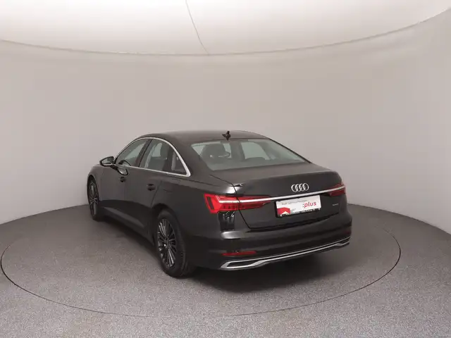 Audi A6 view 5