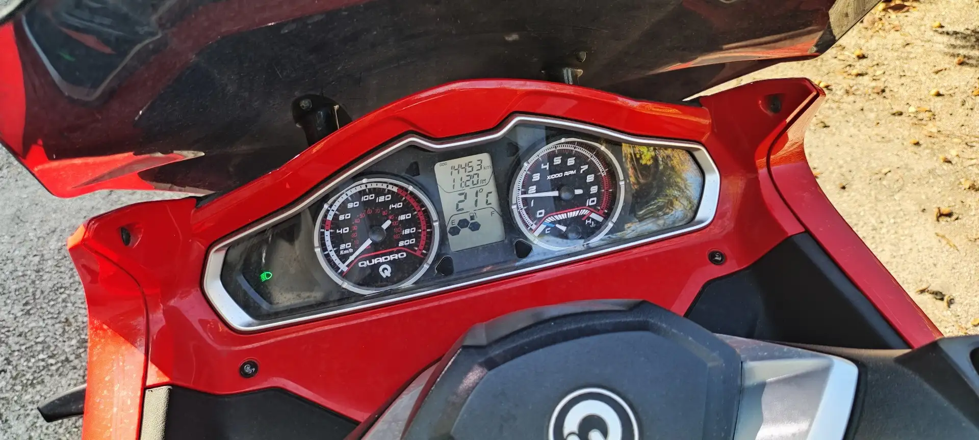 Quadro QV3 Czerwony - 2