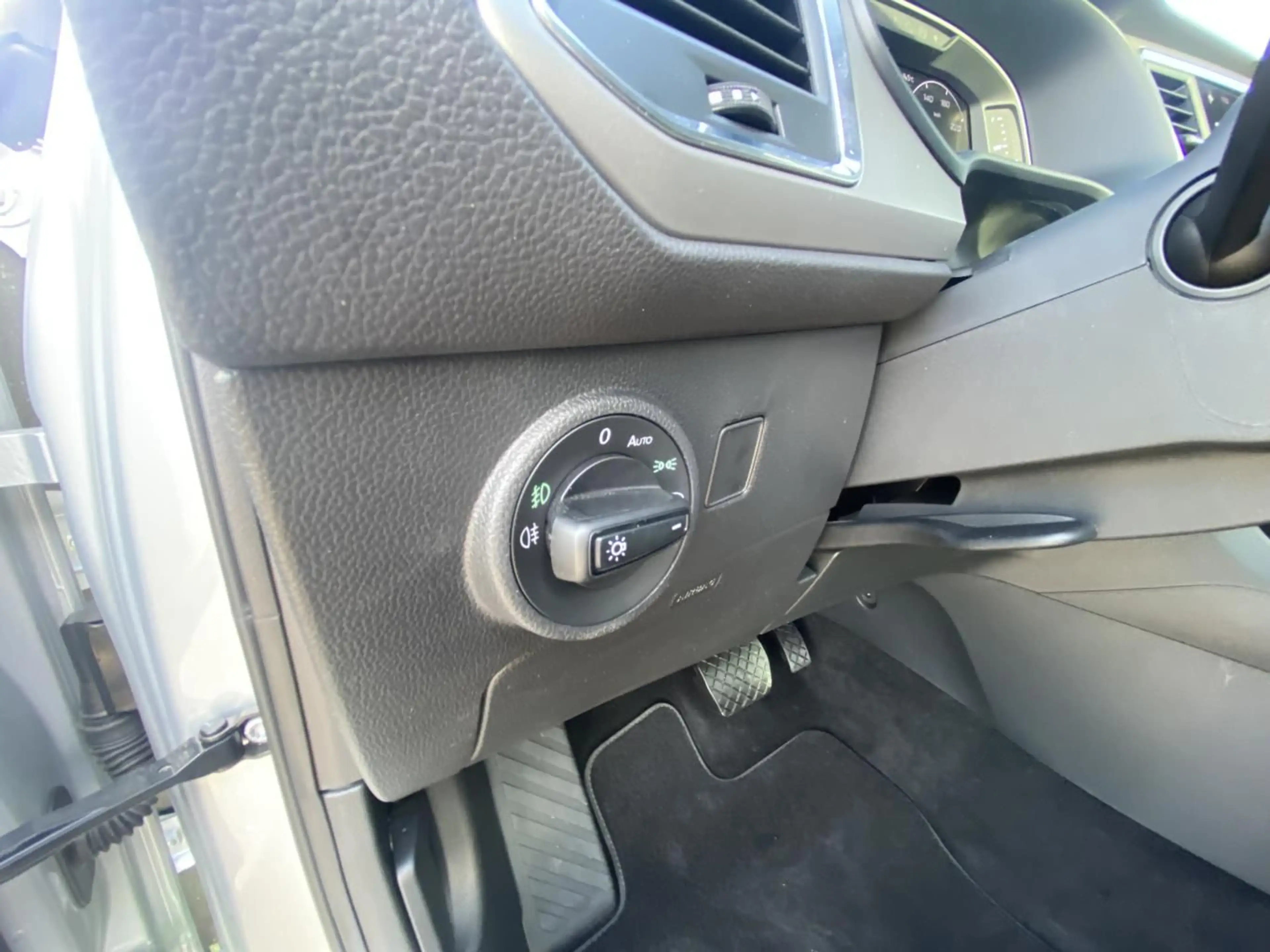 SEAT Ateca Xperience 2.0 TDI DSG 4-DRIVE PANORAMA+AHK — photo 10