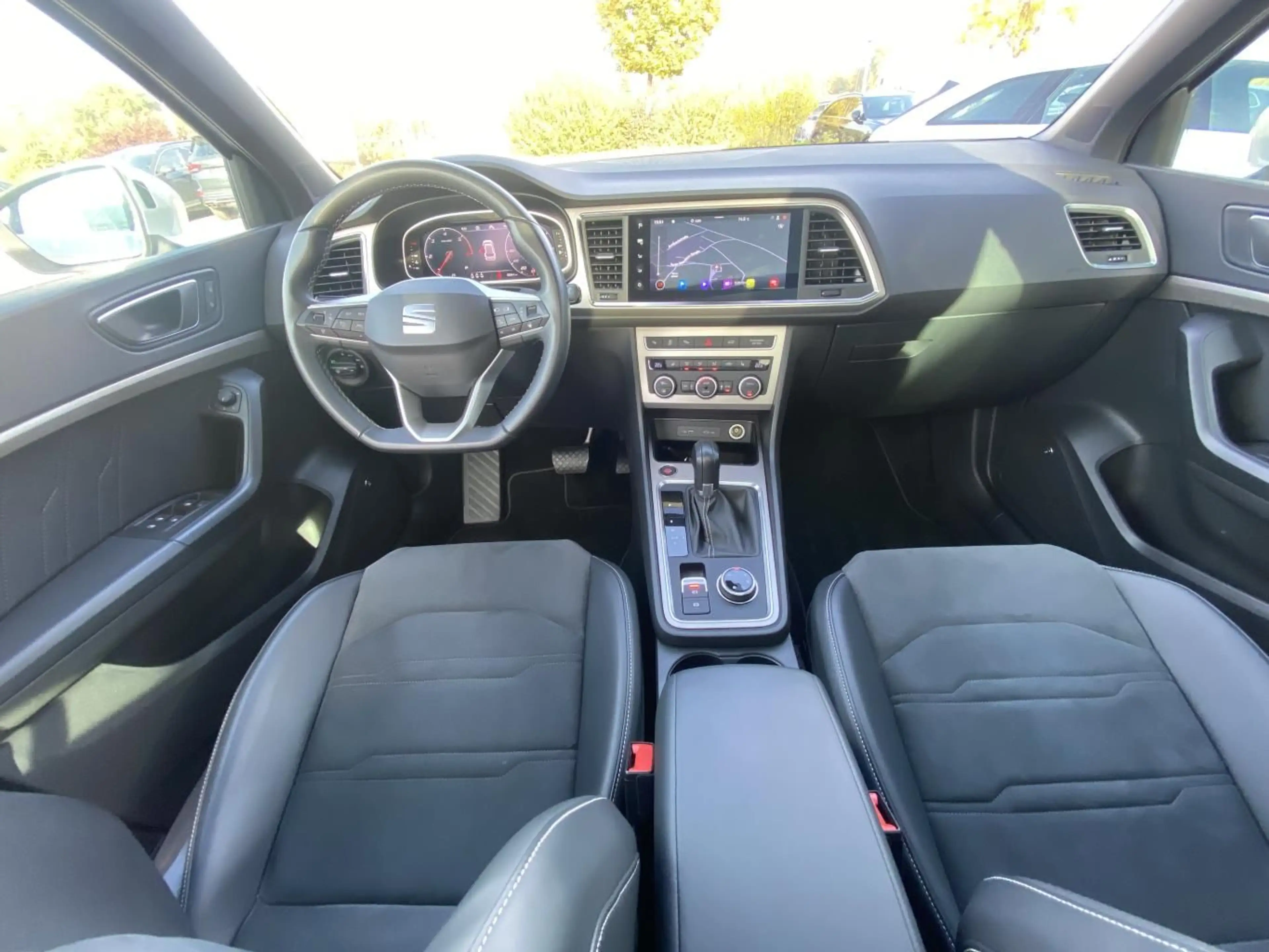 SEAT Ateca Xperience 2.0 TDI DSG 4-DRIVE PANORAMA+AHK — photo 14
