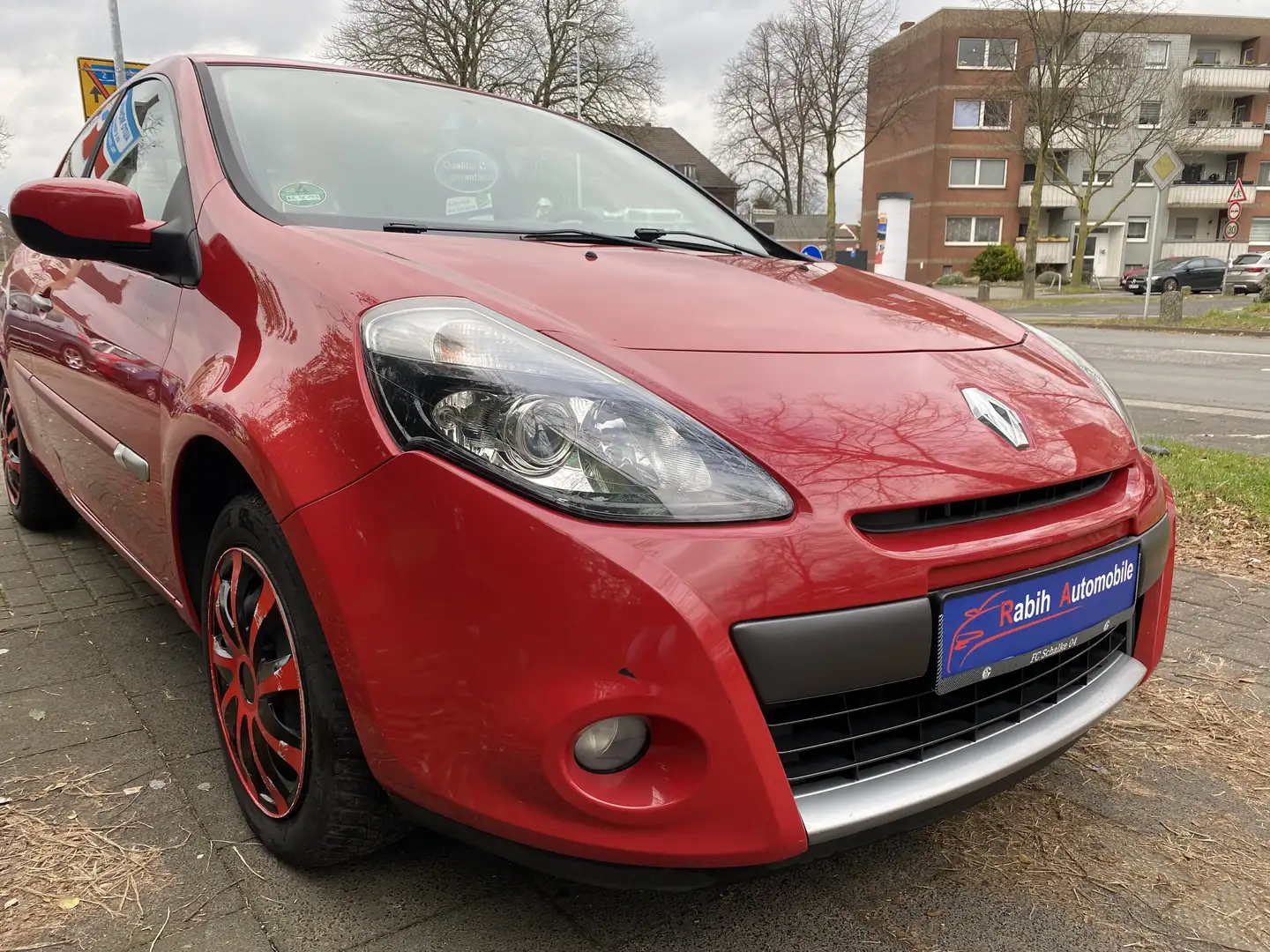 Renault Clio 1.2 16V Authentique,Klima, Tüv neu. Rood - 1