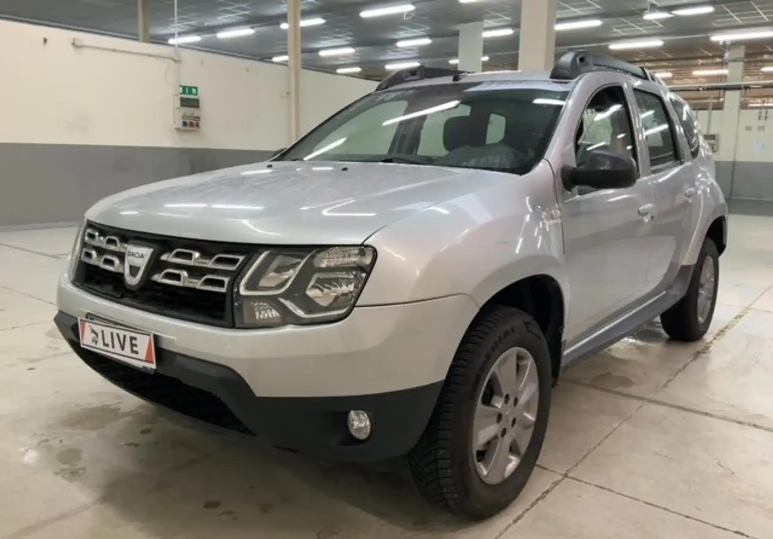 Dacia Duster Duster 1.6 Laureate Gpl 4x2 105cv Zilver - 2