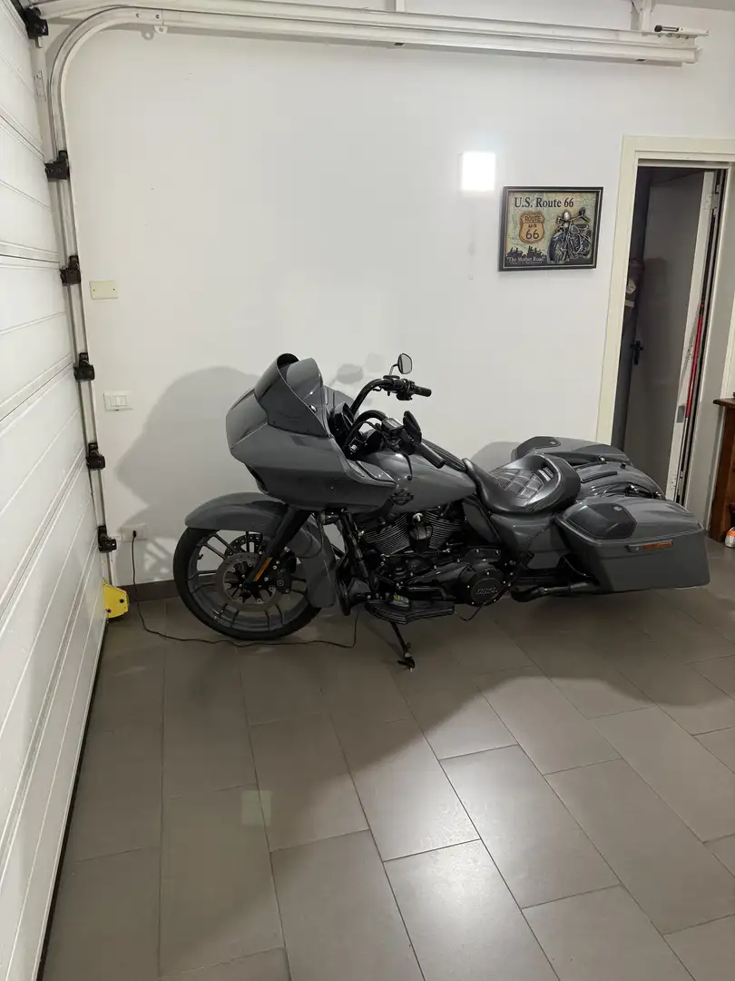 Harley-Davidson Road Glide cvo stage 4 - 2