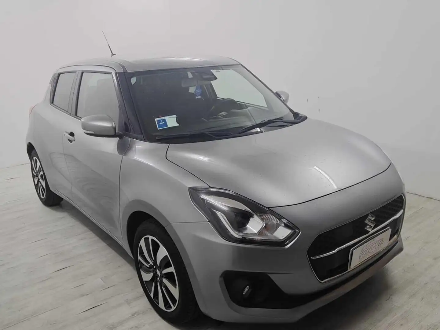 Suzuki Swift 1.2 Hybrid Top 50.000KM Grigio - 2