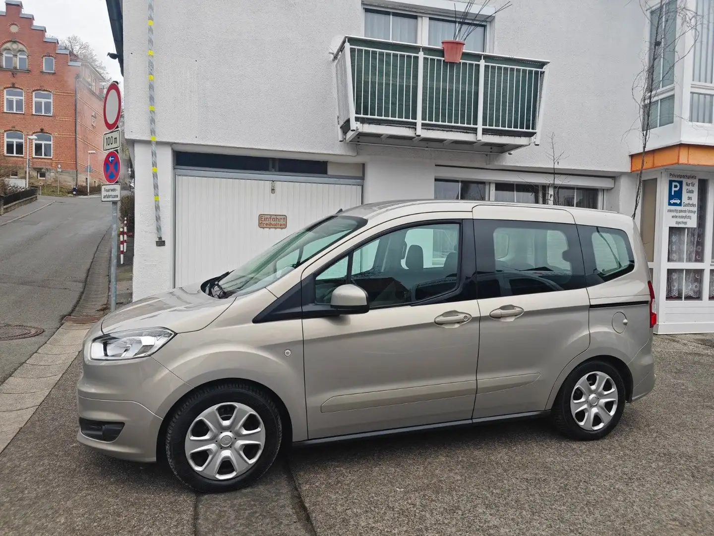Ford Tourneo Courier Trend*1.Hand*Top* Szürke - 2