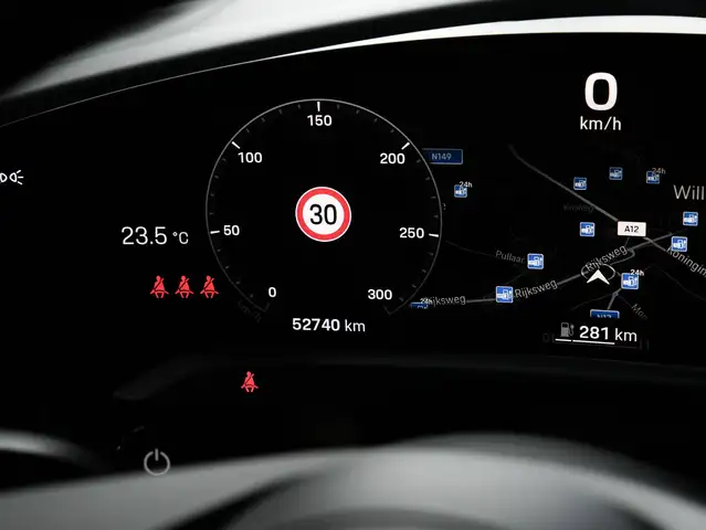 Porsche Taycan view 13