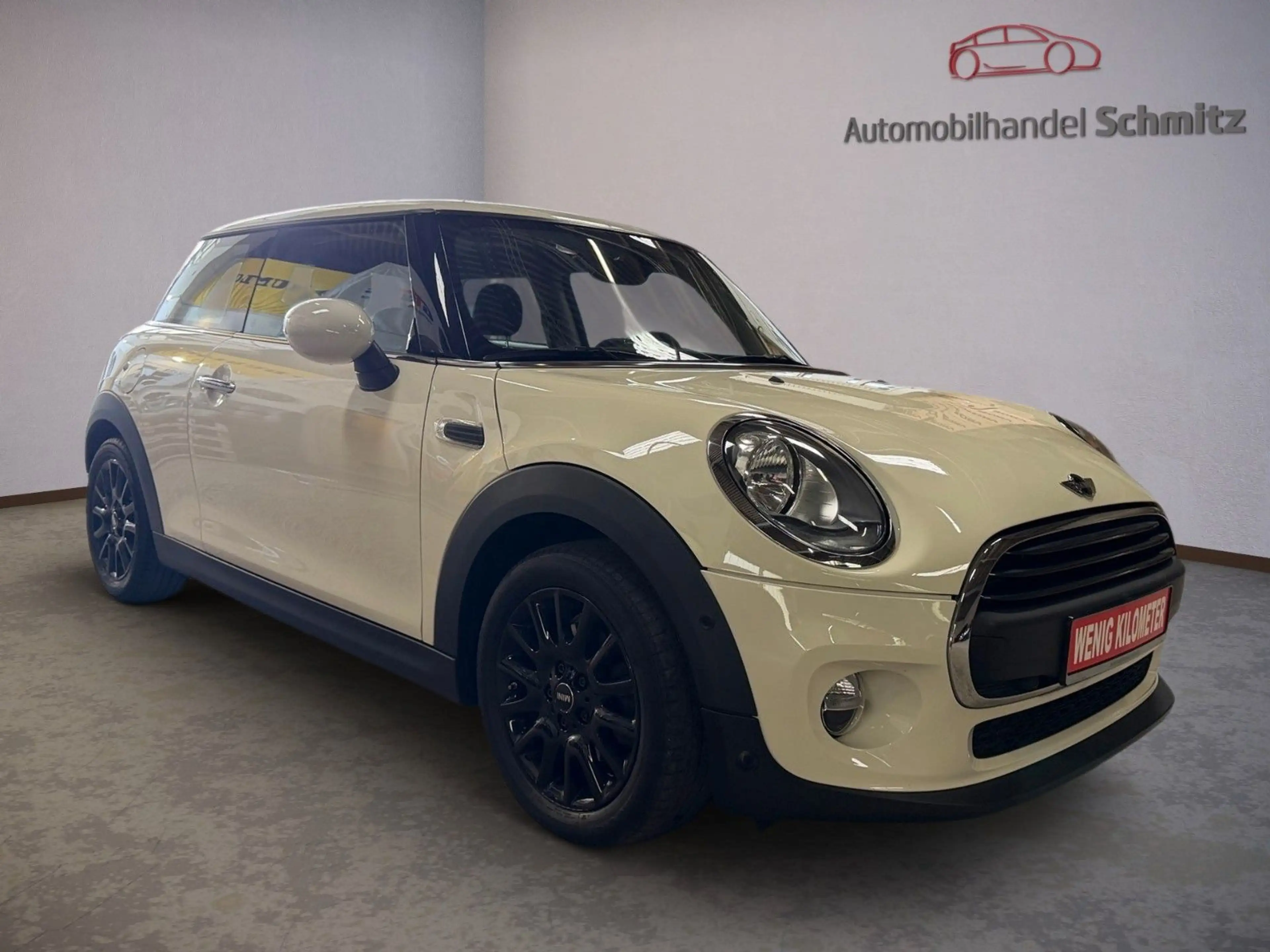 MINI One D Metropolitan 1.Hand Navi PDC *SPARWUNDER* — photo 3