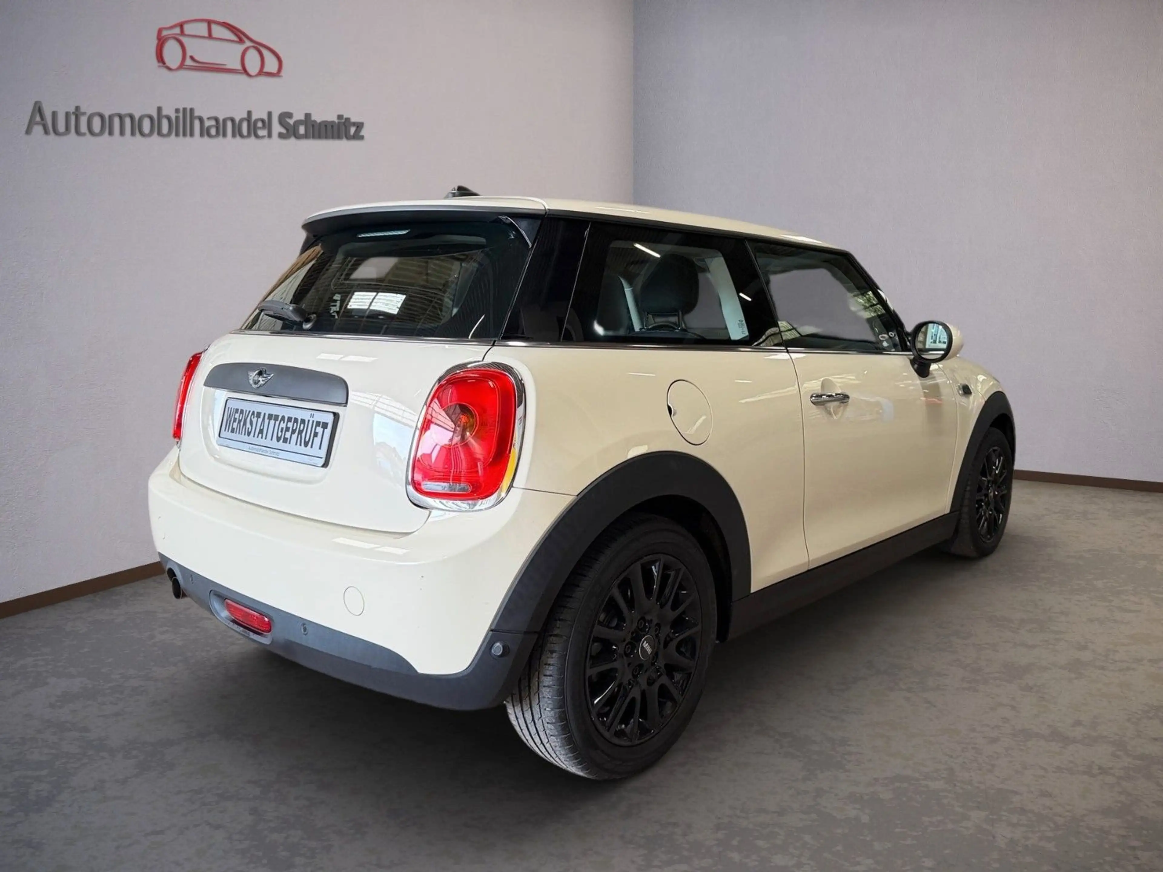 MINI One D Metropolitan 1.Hand Navi PDC *SPARWUNDER* — photo 5