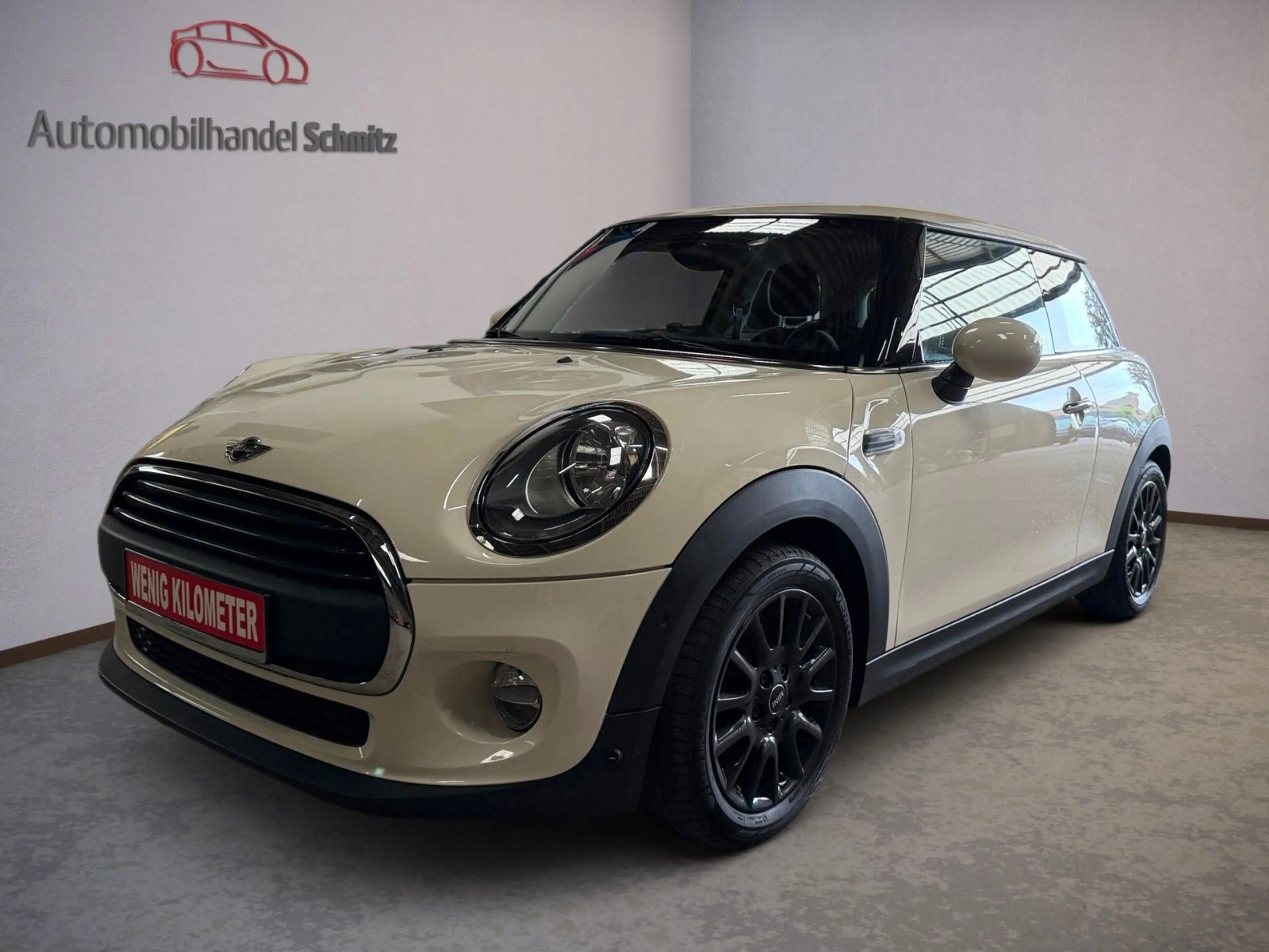 MINI One D Metropolitan 1.Hand Navi PDC *SPARWUNDER*