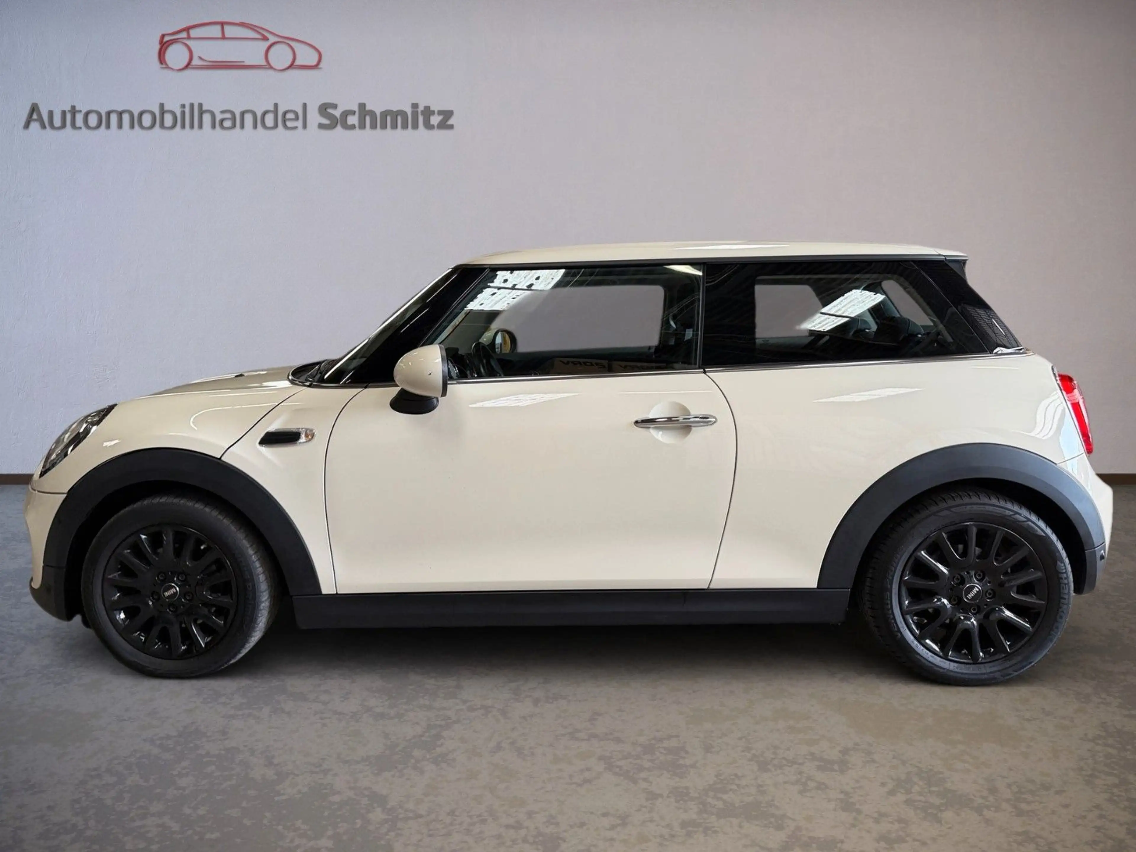 MINI One D Metropolitan 1.Hand Navi PDC *SPARWUNDER* — photo 8