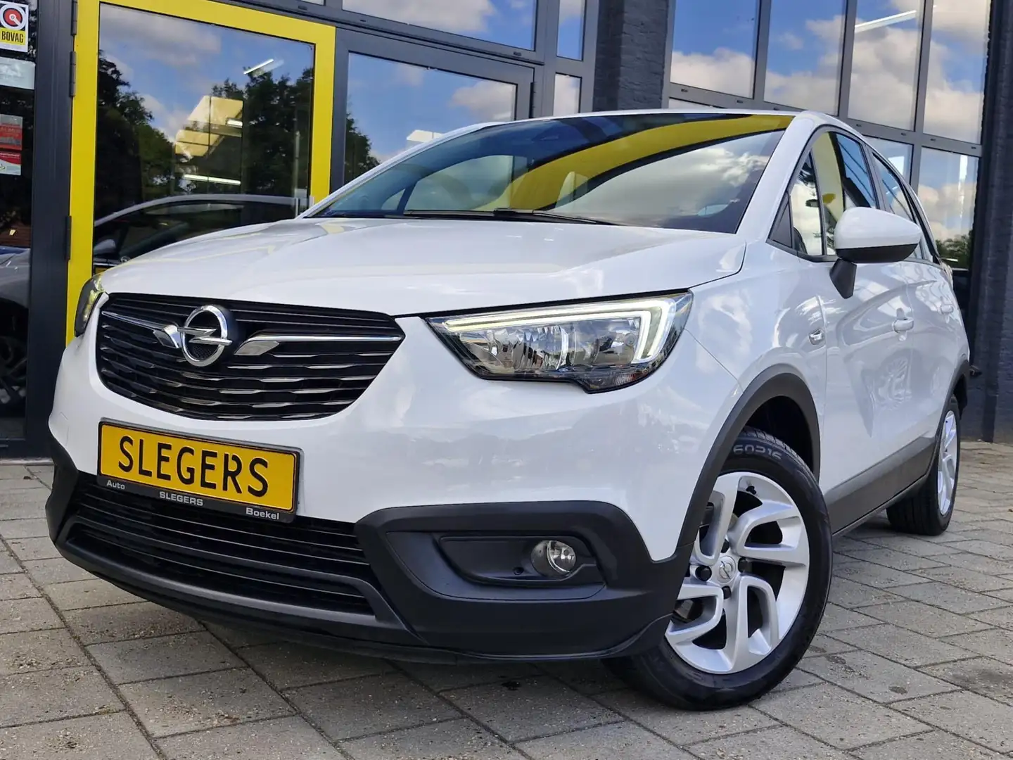 Opel Crossland X 1.2 Edition | Trekhaak | Parkeer Sensoren Achter | Blanc - 2