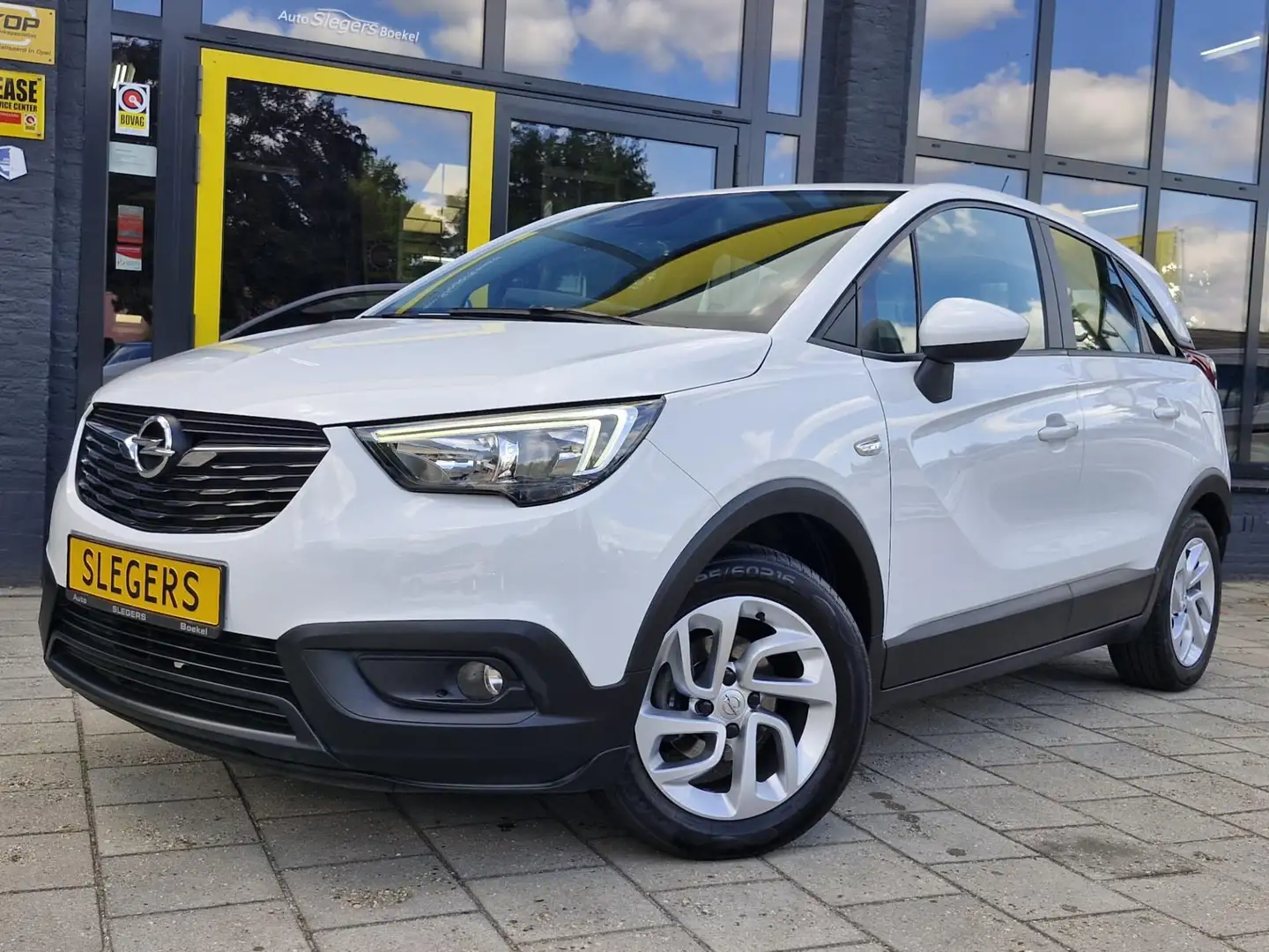 Opel Crossland X 1.2 Edition | Trekhaak | Parkeer Sensoren Achter | Blanc - 1