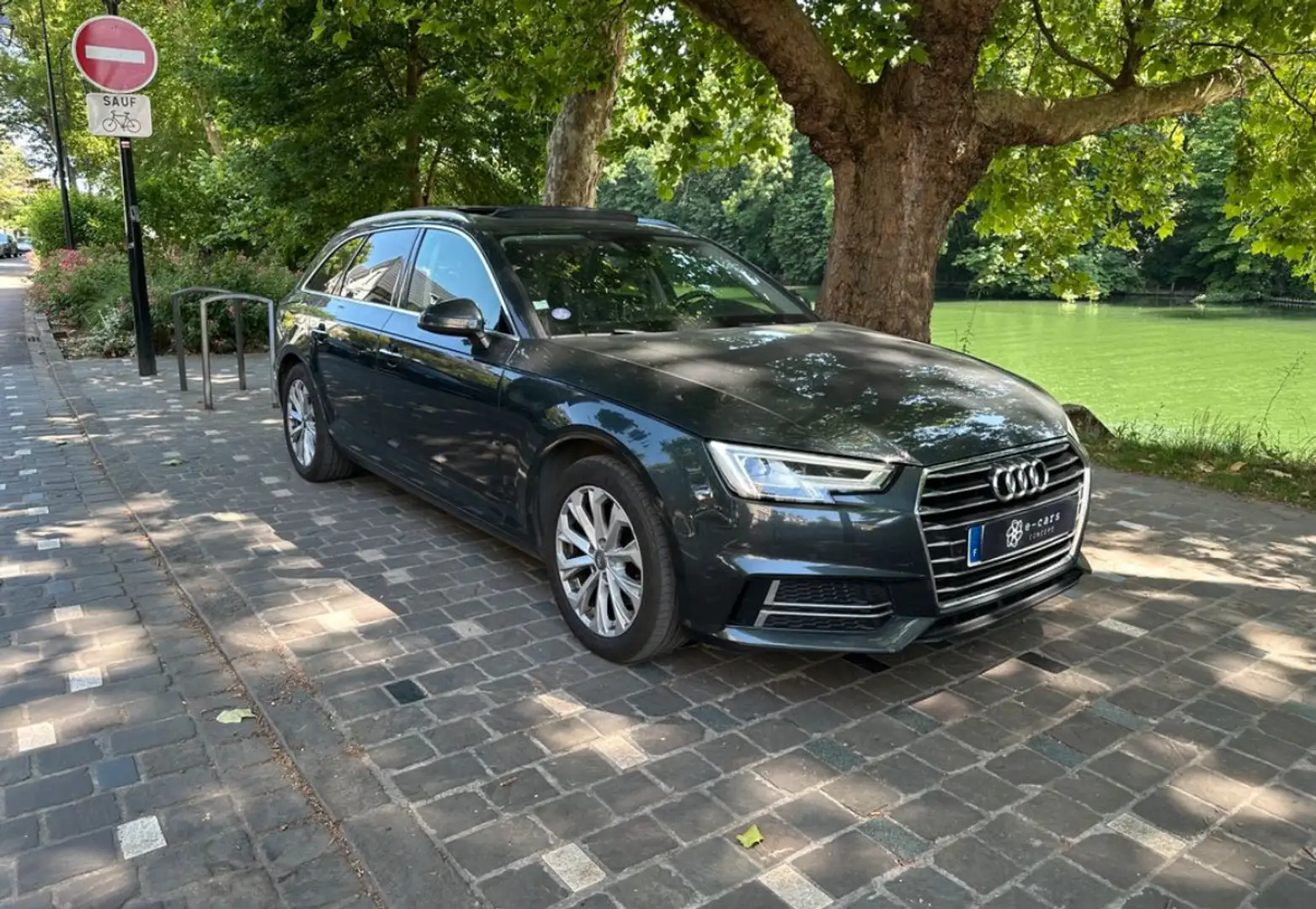 Audi A4 Avant 2.0 TFSI - 1