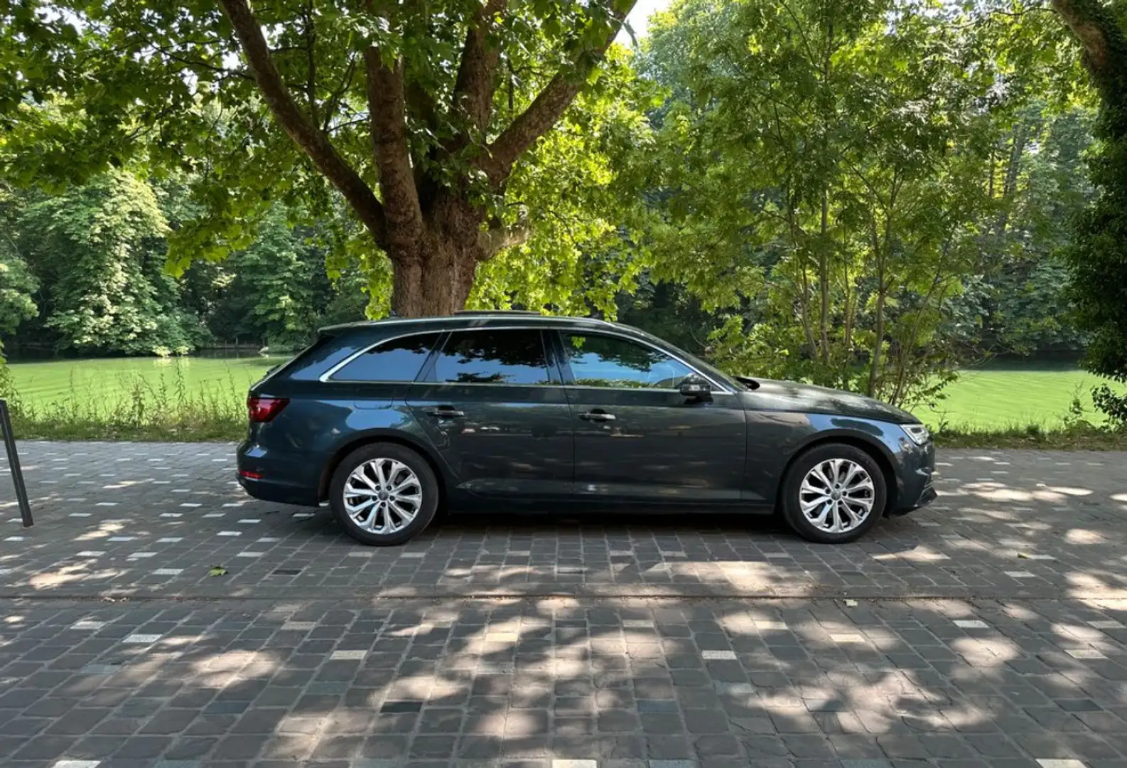 Audi A4 Avant 2.0 TFSI - 2
