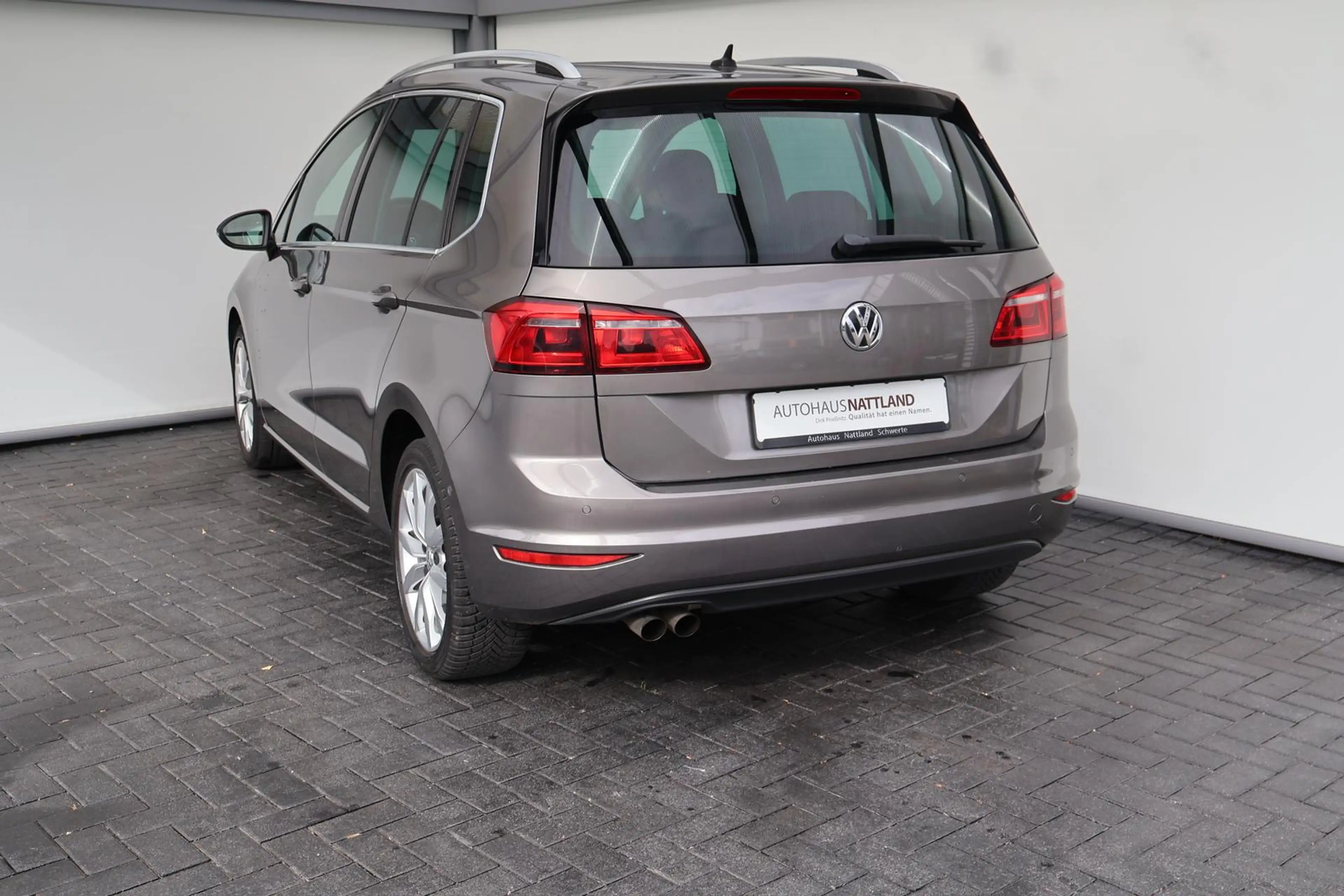 Volkswagen Golf Sportsvan Highline DSG Pano ACC 1.Hd. — photo 4