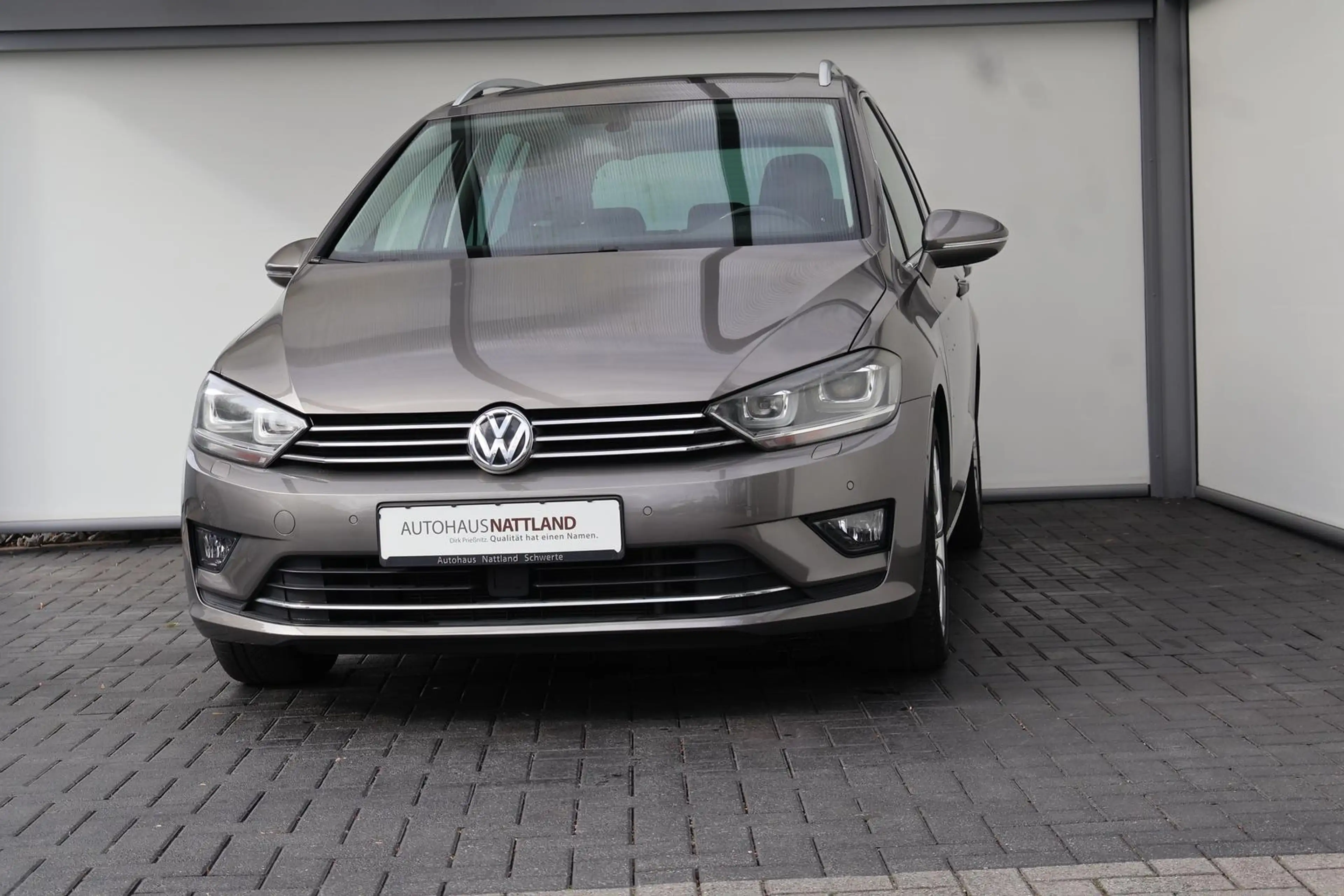 Volkswagen Golf Sportsvan Highline DSG Pano ACC 1.Hd. — photo 3