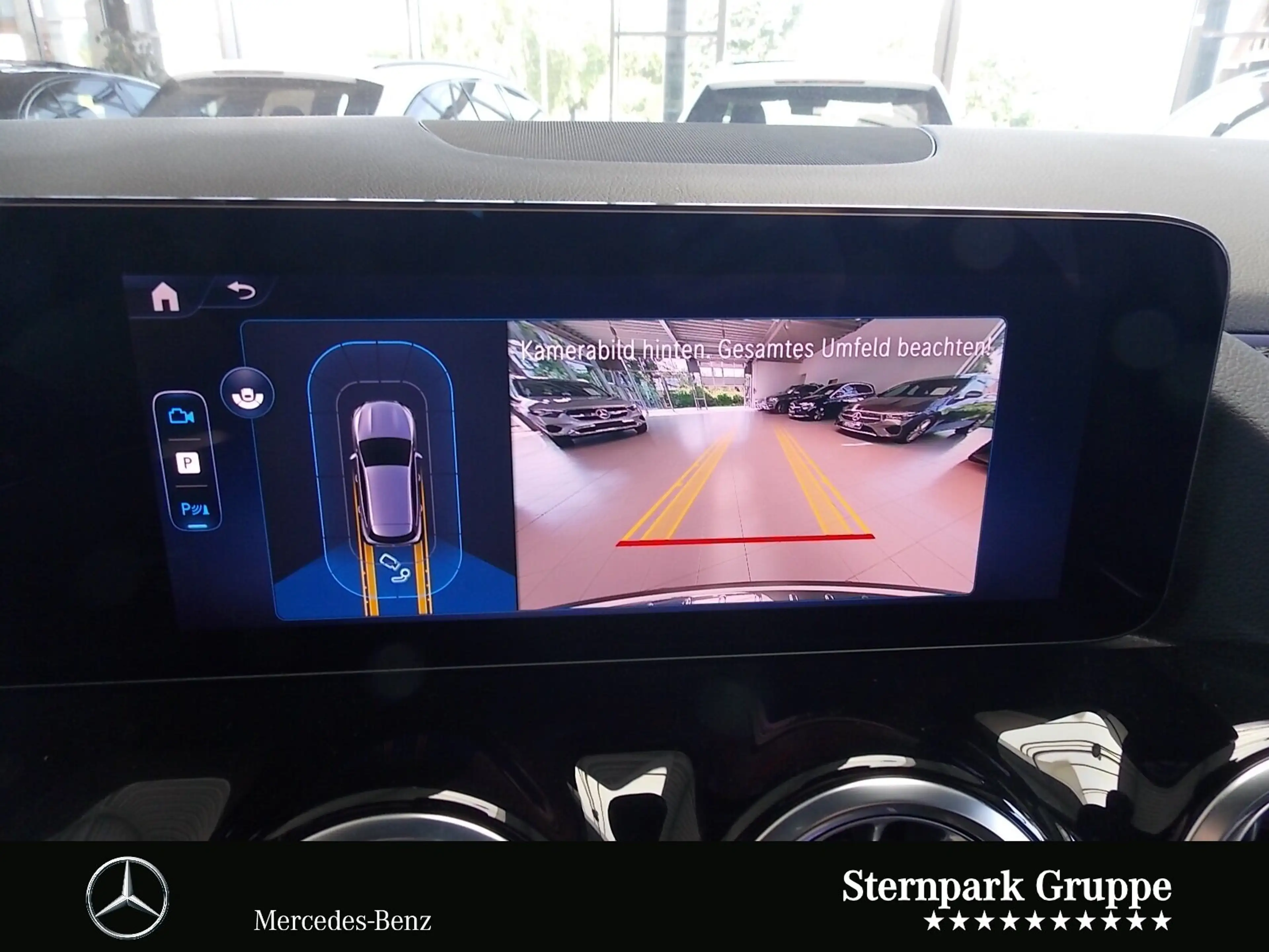 Mercedes-Benz GLA 220 GLA220d 4M AMG Distr.AHK,Totw.R-Kam,LED,Standh. — photo 13