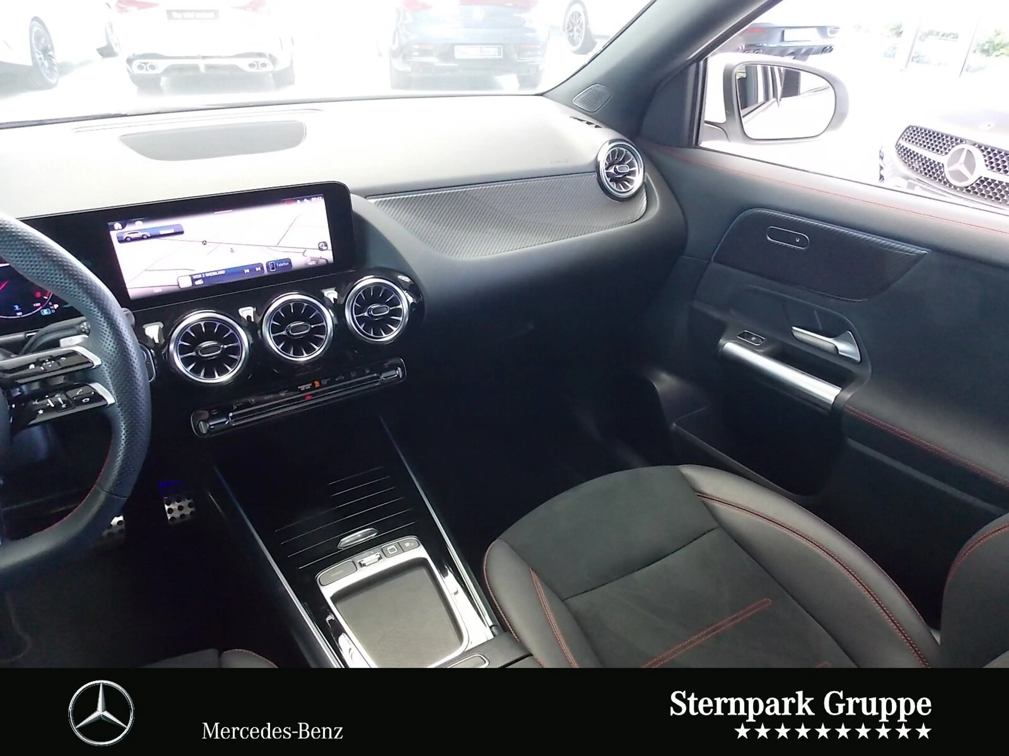 Mercedes-Benz GLA 220 GLA220d 4M AMG Distr.AHK,Totw.R-Kam,LED,Standh. — photo 12