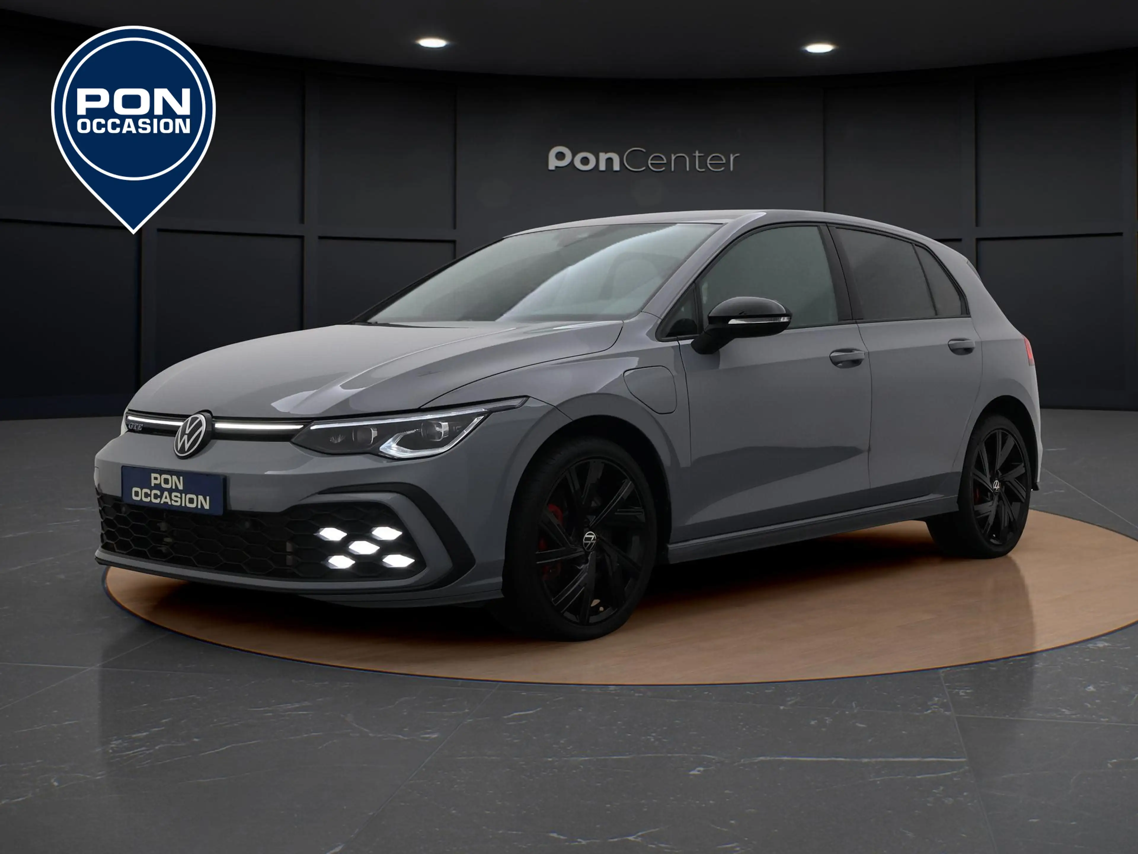 Volkswagen Golf GTE 1.4 eHybrid | 18" | Navigatie | LED Mistlampen | B