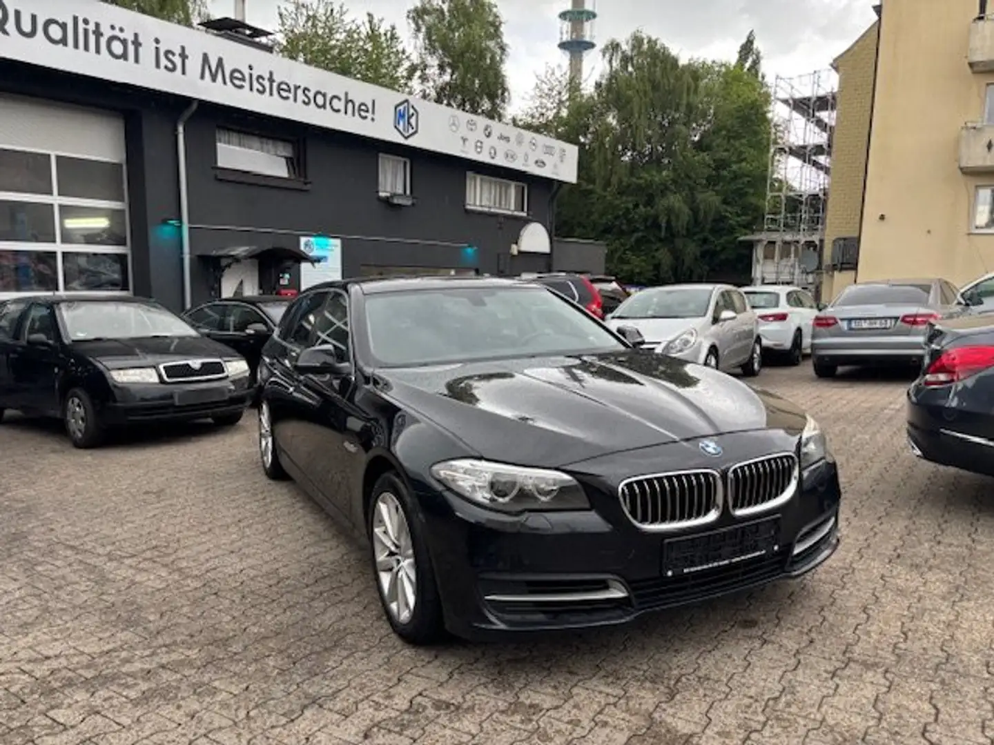 BMW 530 530 d AHK SERVICE HISTORY TRAUMZUSTAND Noir - 2