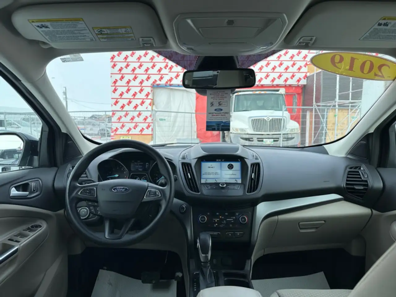 Ford Escape снимка Ford Escape