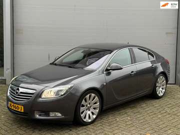 1.6 T Executive l Volleder l Navi l Cruise l Xenon