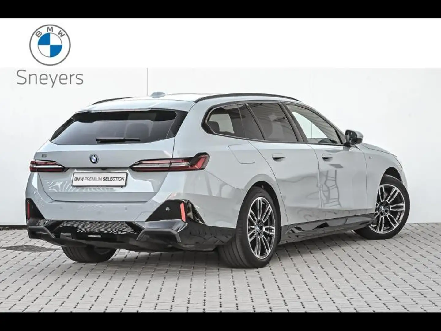 BMW i5 i5 eDrive40 Touring Grijs - 2