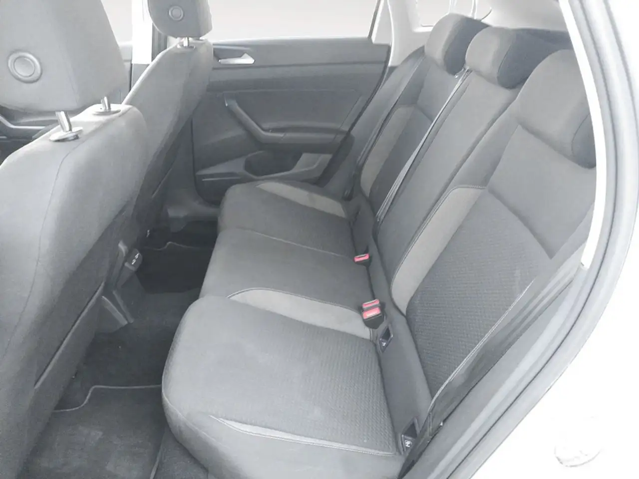 2025 Volkswagen Taigo 1.0 TSI Más DSG 85kW, photograph 11