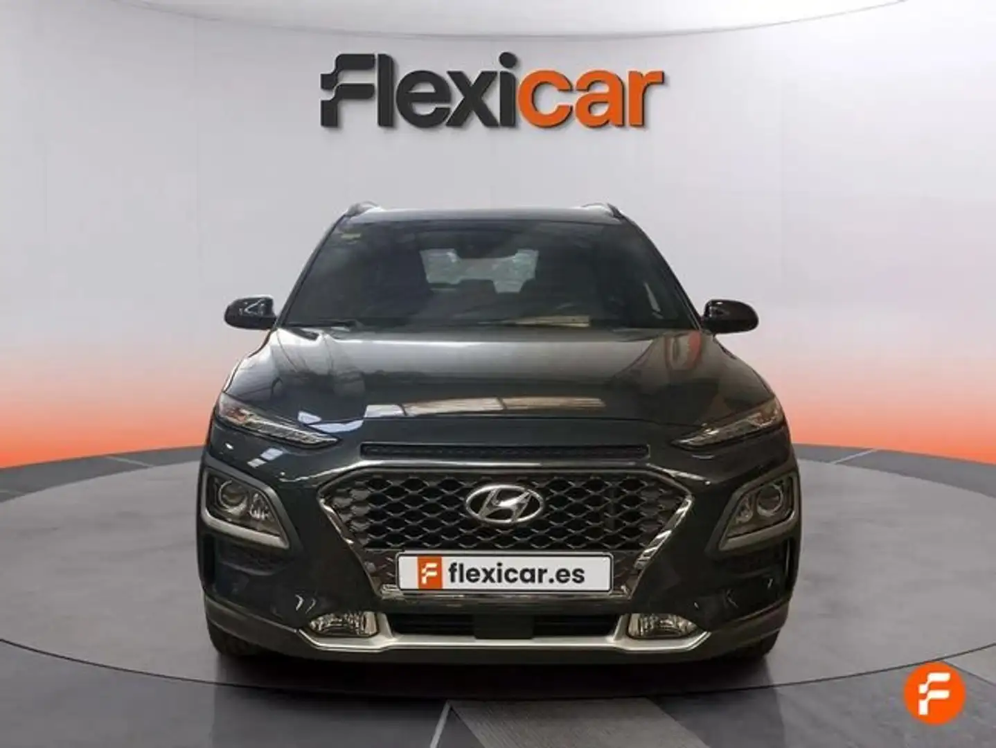 Hyundai KONA 1.6 TGDI Tecno Red DT 4x2 Gris - 2