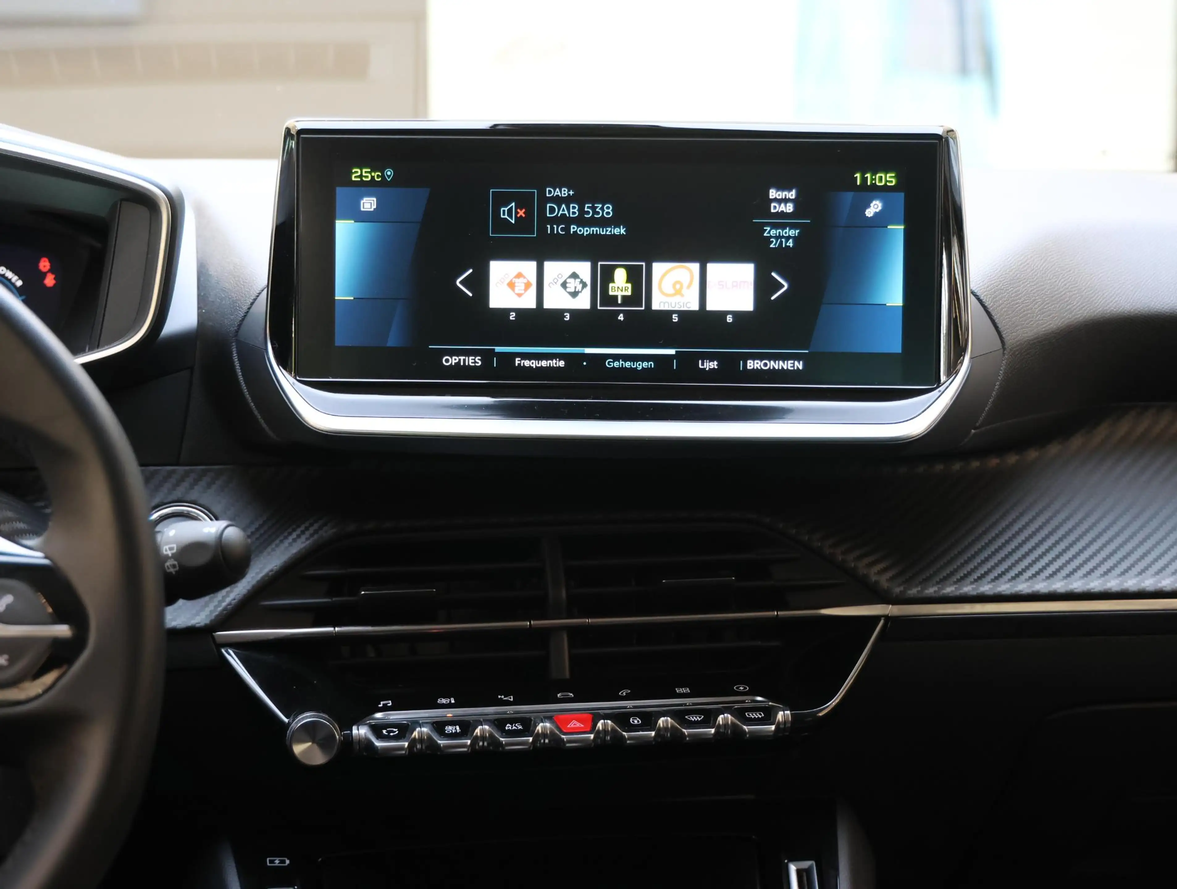 Peugeot e-208 EV Allure Pack 50 kWh | Camera | Navigatie | i-Coc — photo 15