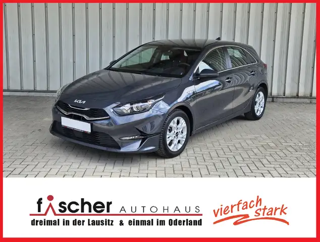 Kia cee'd / Ceed 1.5T 140 DCT7 VISION KOMF+ (NAV)
