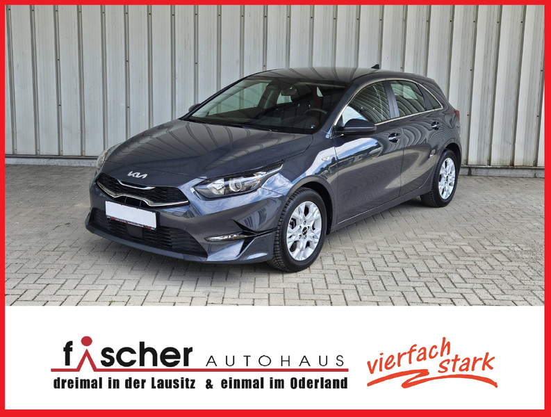 Kia Ceed / cee'd 1.5T 140 DCT7 VISION KOMF+ (NAV)