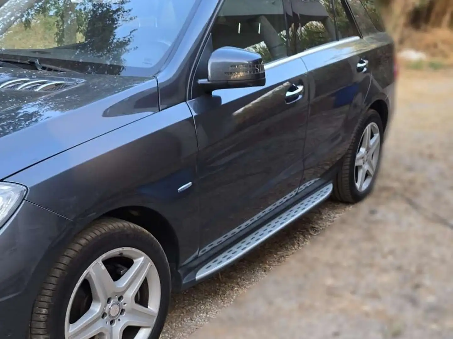 Mercedes-Benz ML 350 BlueTEC 4MATIC Gris - 2