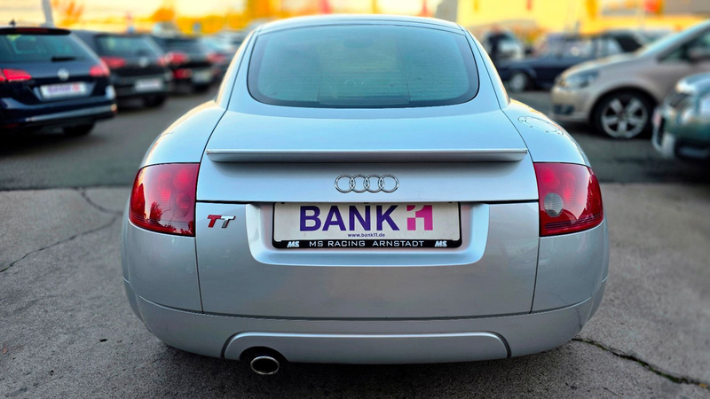 Audi TT 1.8 T/Leder/Zahnriemen und Tüv neu ! — photo 6