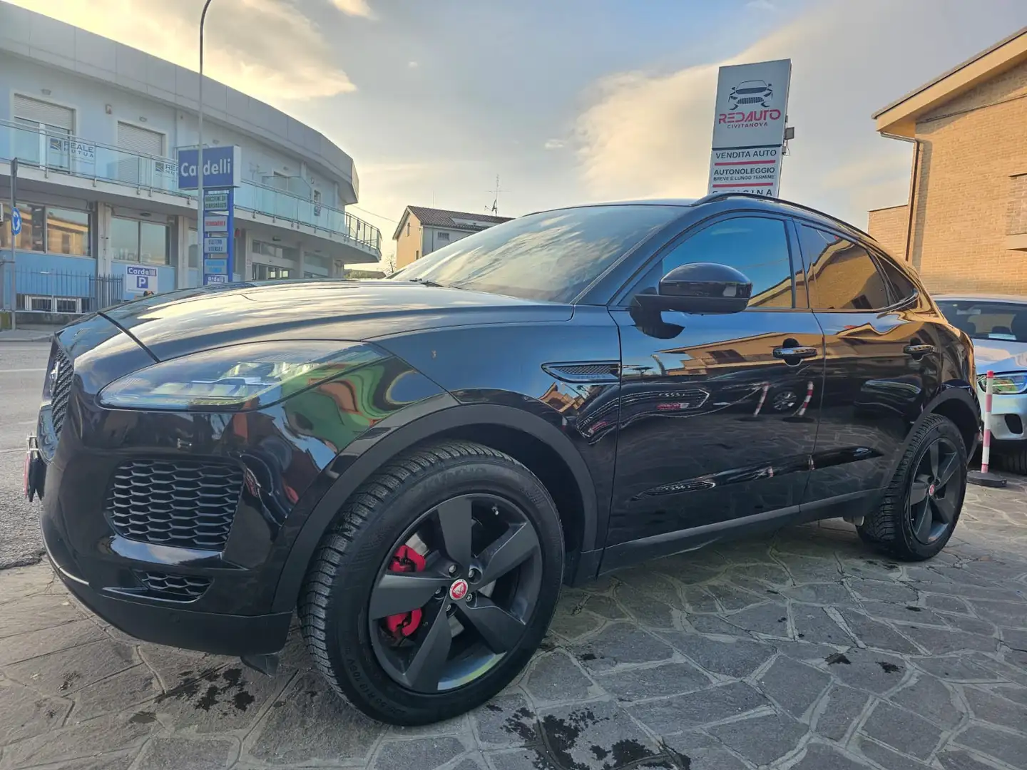 Jaguar E-Pace E-Pace 2017 2.0d i4 R-Dynamic awd 180cv my19 - 1