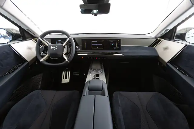 DS Automobiles N°8 DS N8 73kWh Etoile Aut. Ansicht 5