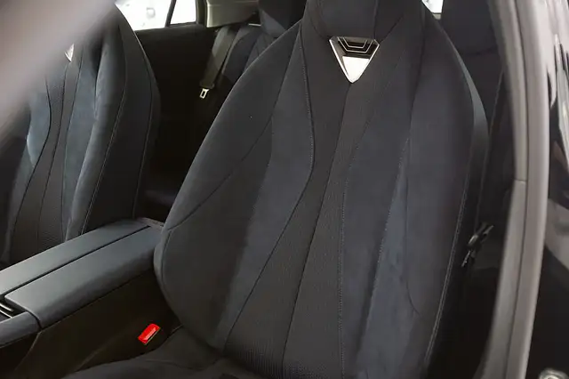 DS Automobiles N°8 DS N8 73kWh Etoile Aut. Ansicht 13