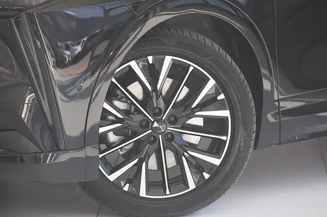 DS Automobiles N°8 DS N8 73kWh Etoile Aut. Ansicht 4