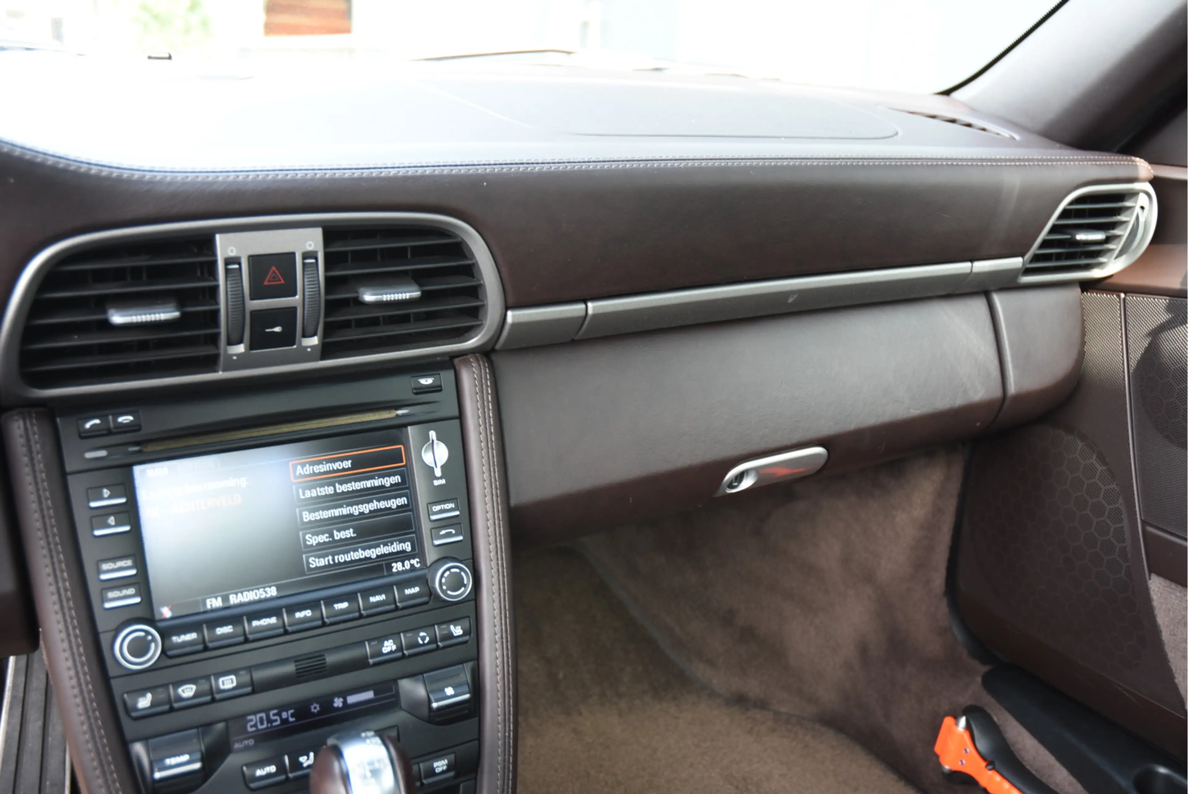 Porsche 997 997.2 Cabrio 3.6 Carrera — photo 12