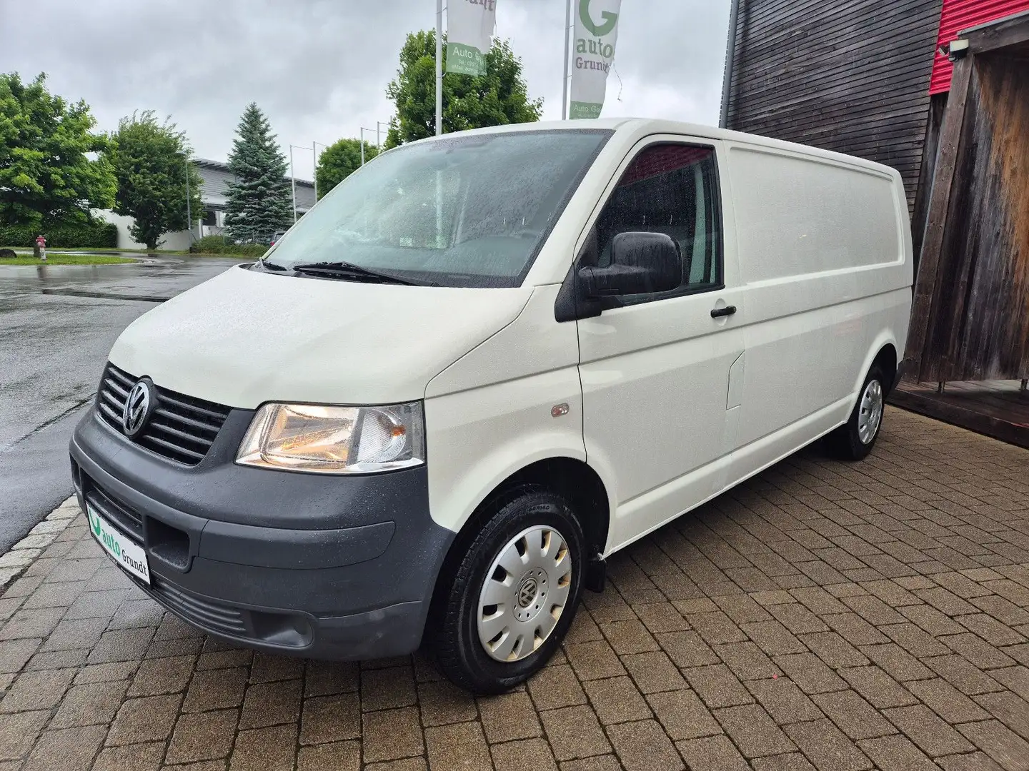 Volkswagen T5 Transporter Kasten-Kombi lang KLIMA Bílá - 1