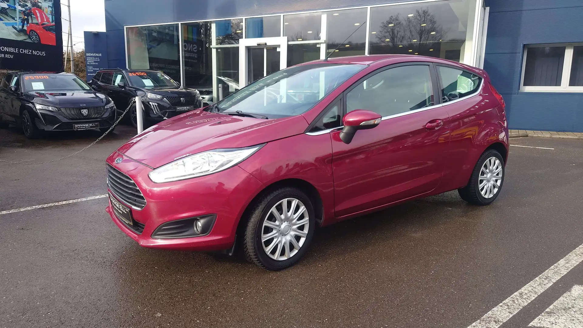 Ford Fiesta Titanium Rouge - 1