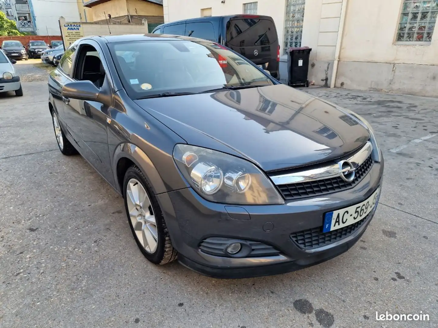 Opel Astra gtc 1.7 cdti 125ch entretien a jour - 2