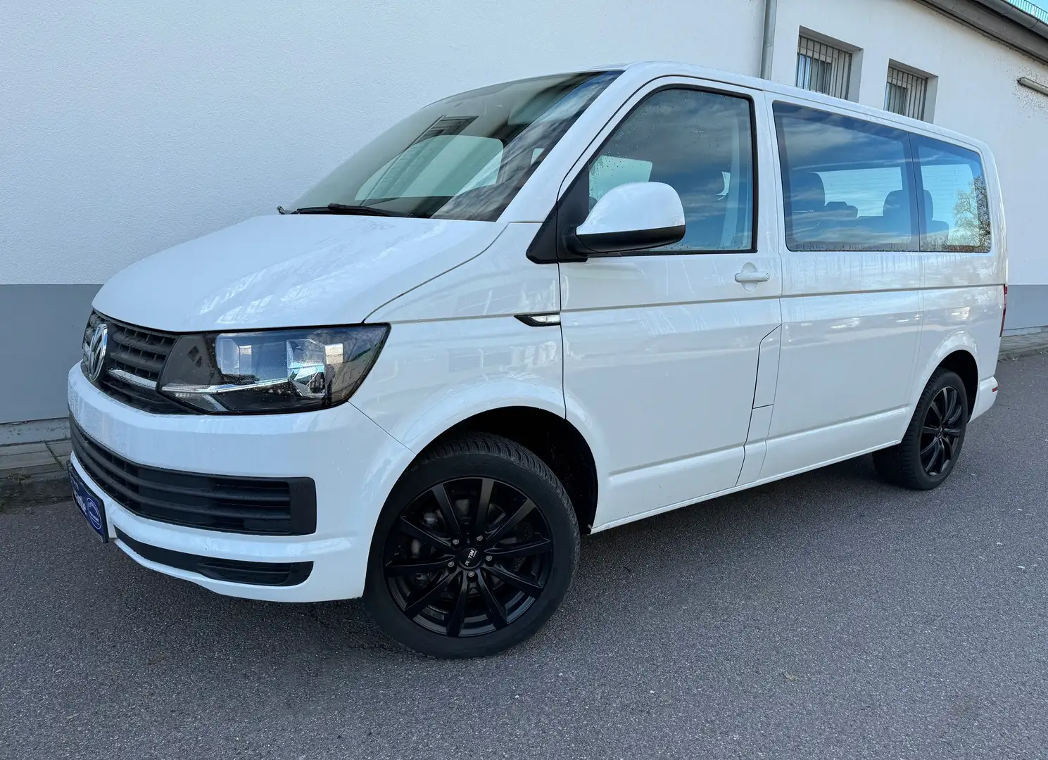 Volkswagen T6 Multivan 2,0TDI *150PS *GARANTIE *INSP.+TÜV NEU Weiß - 1