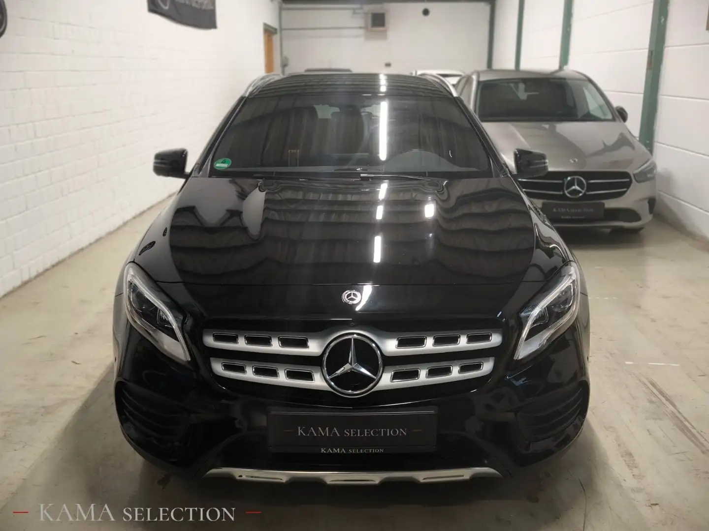 Mercedes-Benz GLA 220 4Matic+PEAK EDITION+AMG+360°CAM+OFFROAD Noir - 1